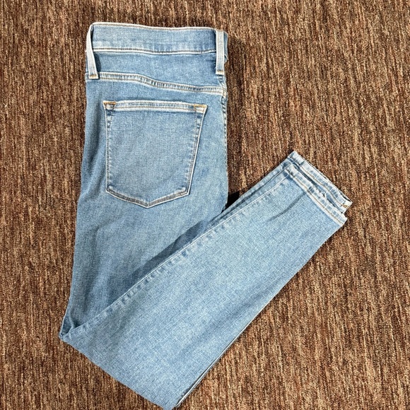 J Crew 10” High-Rise Skinny Jeans light wash size 30 - Picture 3 of 10